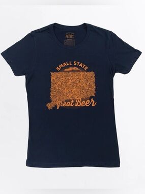 NWOT Connecticut beer t-shirt “small state great beer” | Navy | Size L